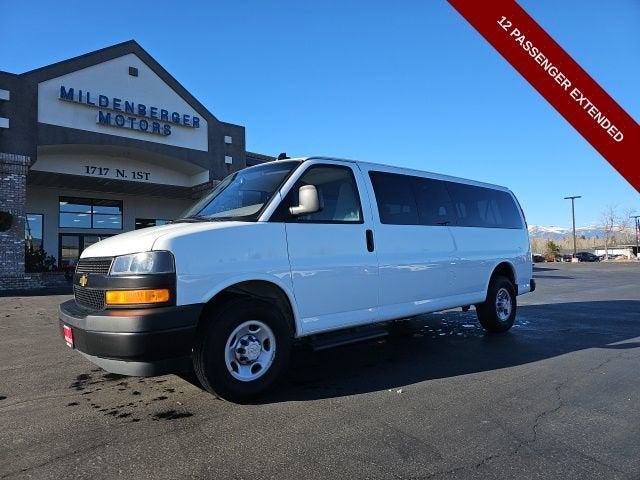 2023 Chevrolet Express Passenger 3500