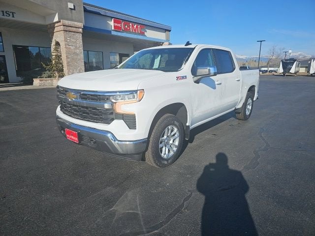 2026 Chevrolet Silverado 1500 — side profile view